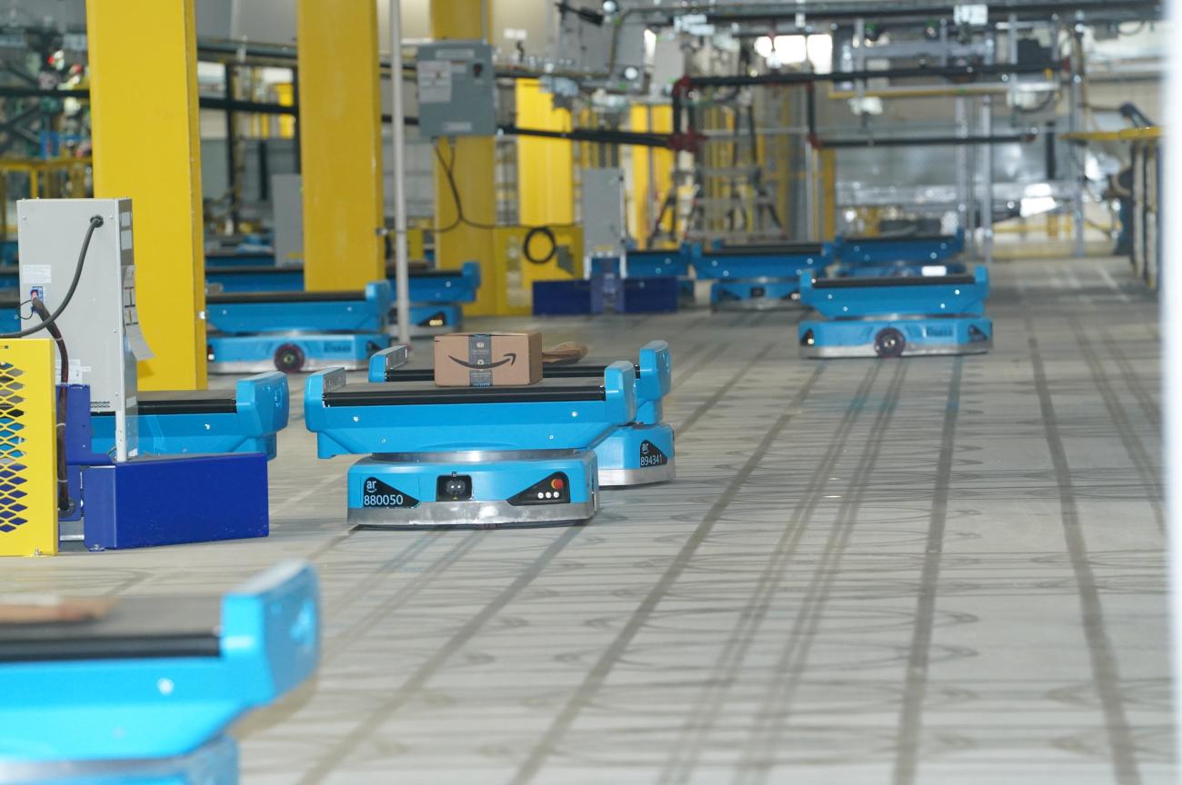 Amazon Drive robots