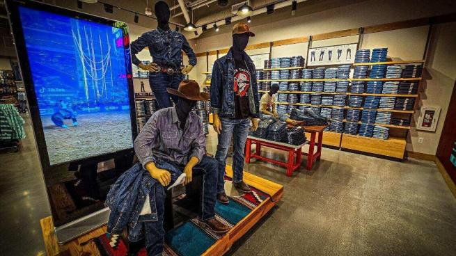 Ariat discount store cheap
