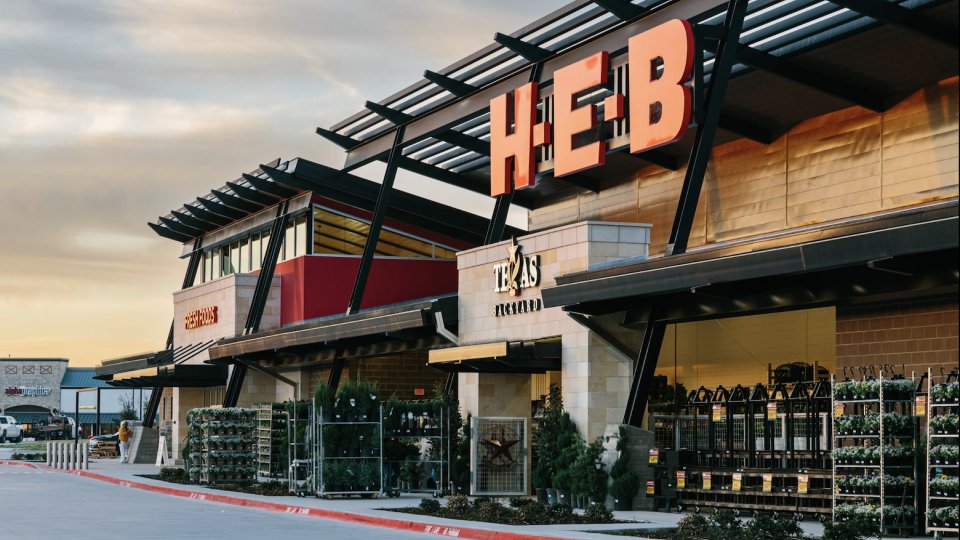 H-E-B announces two low-price Joe V's Smart Shop stores in Dallas