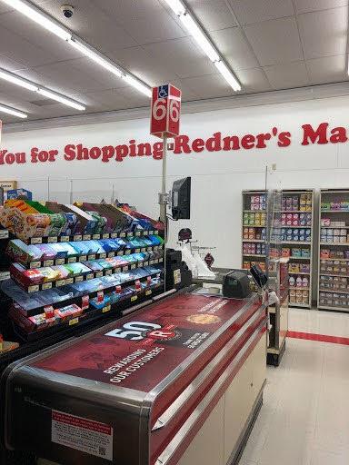 Supermarket shop conveyor belt