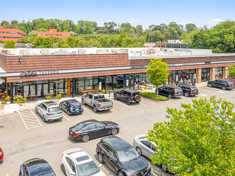 Radnor, Pennsylvania retail center