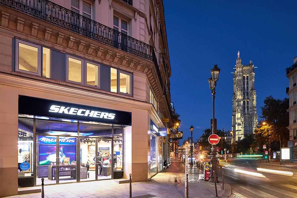 Biggest skechers store clearance