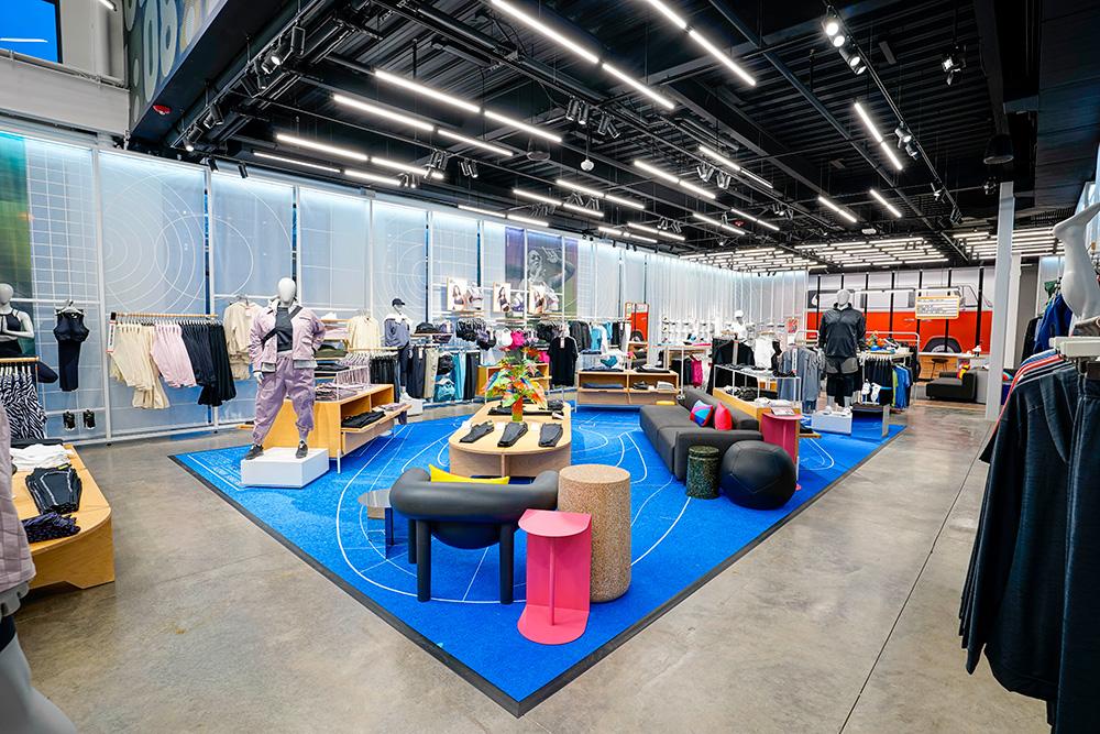 Nike owned 2024 retail stores