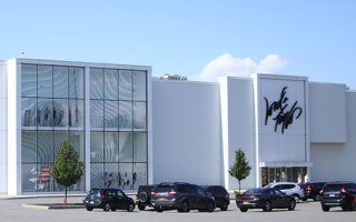 The Lord & Taylor at Crossgates Mall