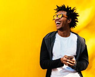 male millennial shopper