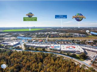 Walmart-shadowed center in Orlando up for sale