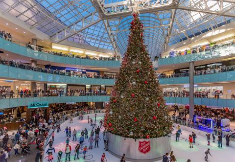 People Shopping on Holiday Galleria Dallas Editorial Stock Image