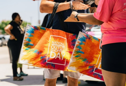 simon-outlet-day