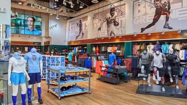 Modell’s store interior 
