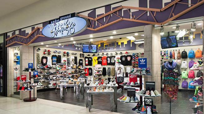 Journeys store shoe department