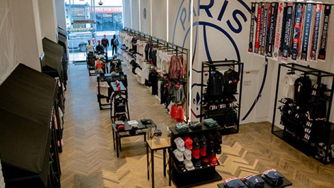 Paris st cheap germain team store