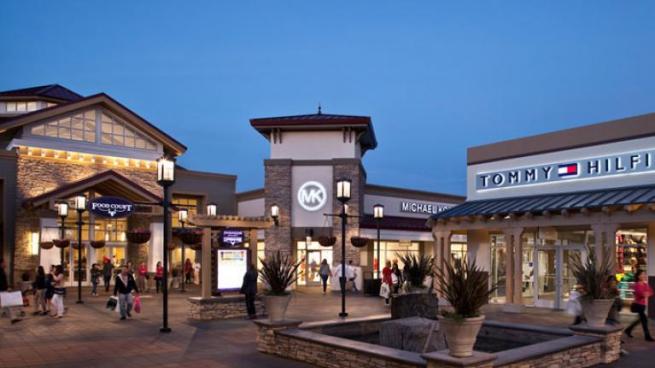 San Francisco Premium outlets CA