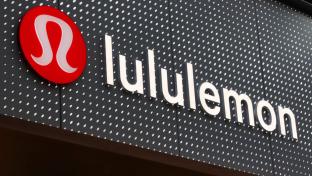 lululemon-sign