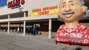 Ollie’s ended the quarter with 476 stores in 29 states